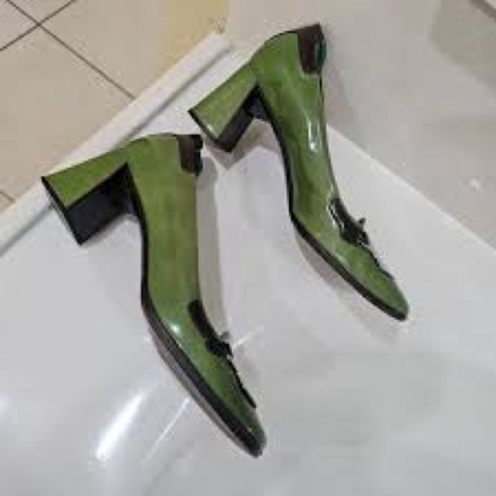 Prada Elegant Green Women's Block Heel Shoes